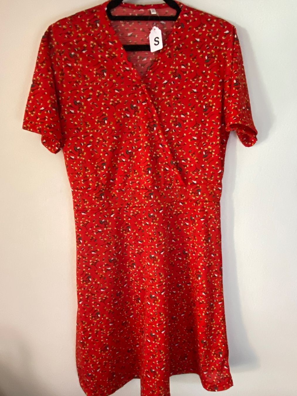 Vestiti: SOMMERKLEID-DAMEN-ROT – Usato da Meienried venduto da ManuelaBoutique 1