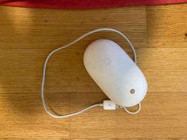 Apple-Maus mit Kabel