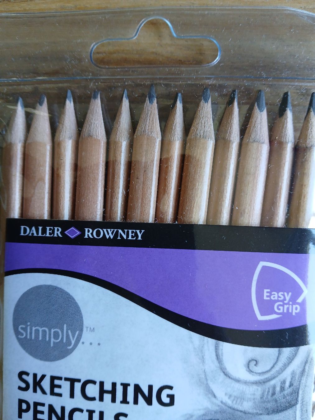 Matite, matite colorate & gessi: Daler Rowney Simply Sketching Pencils 12 Assorted – Nuovo e nell'imballaggio originale da Dübendorf venduto da LoRi-2026 1