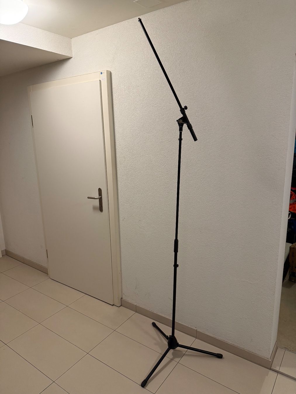 Instrumenten-& Notenständer: Trépied de microphone – Gebraucht aus Morrens VD von YannD02 1