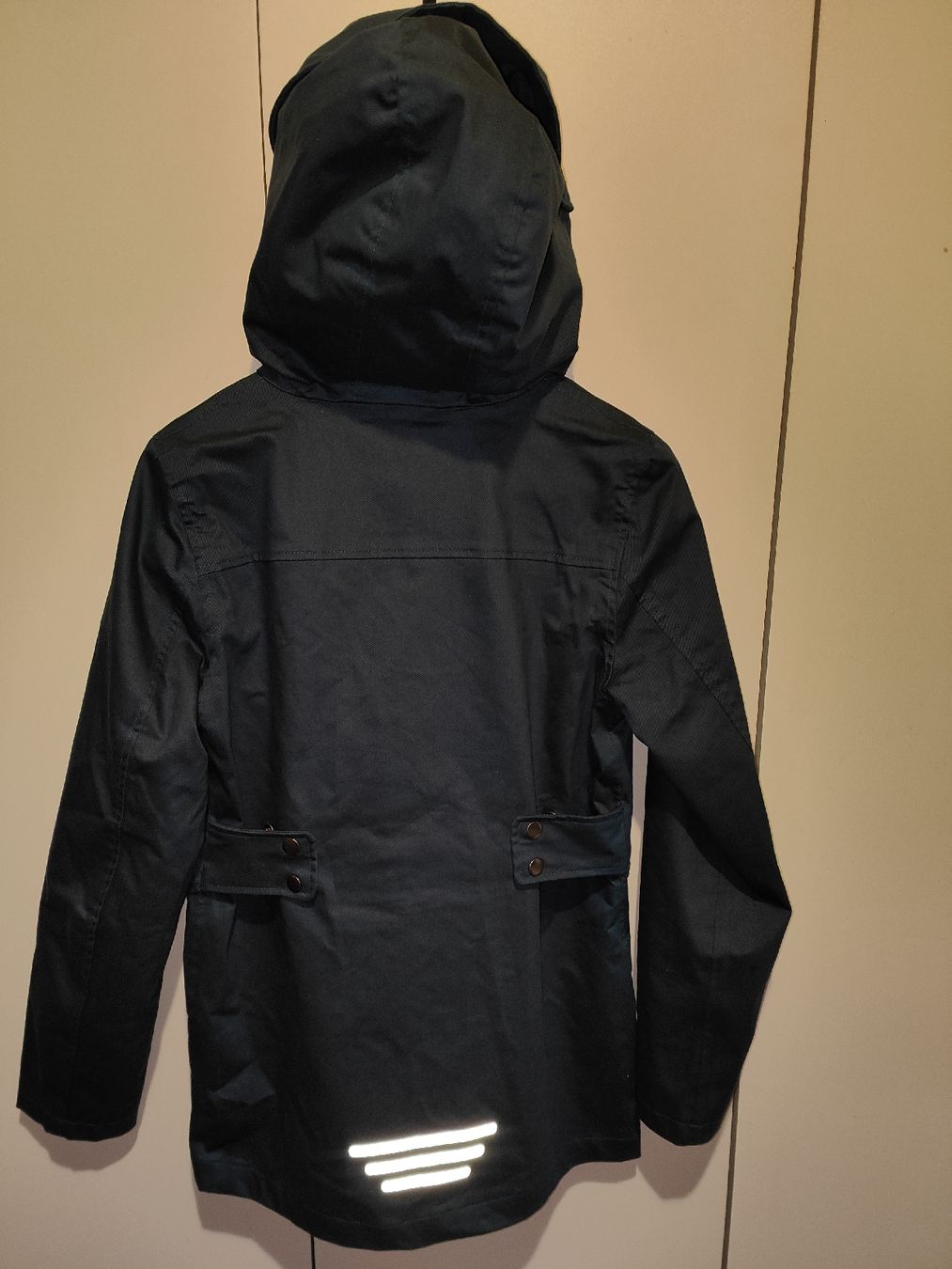 Giacche: Caterpillar (CAT) Damenjacke XS wasserabweisend mit Kapuze – Usato da Rothrist venduto da SiddharthaMoon 1