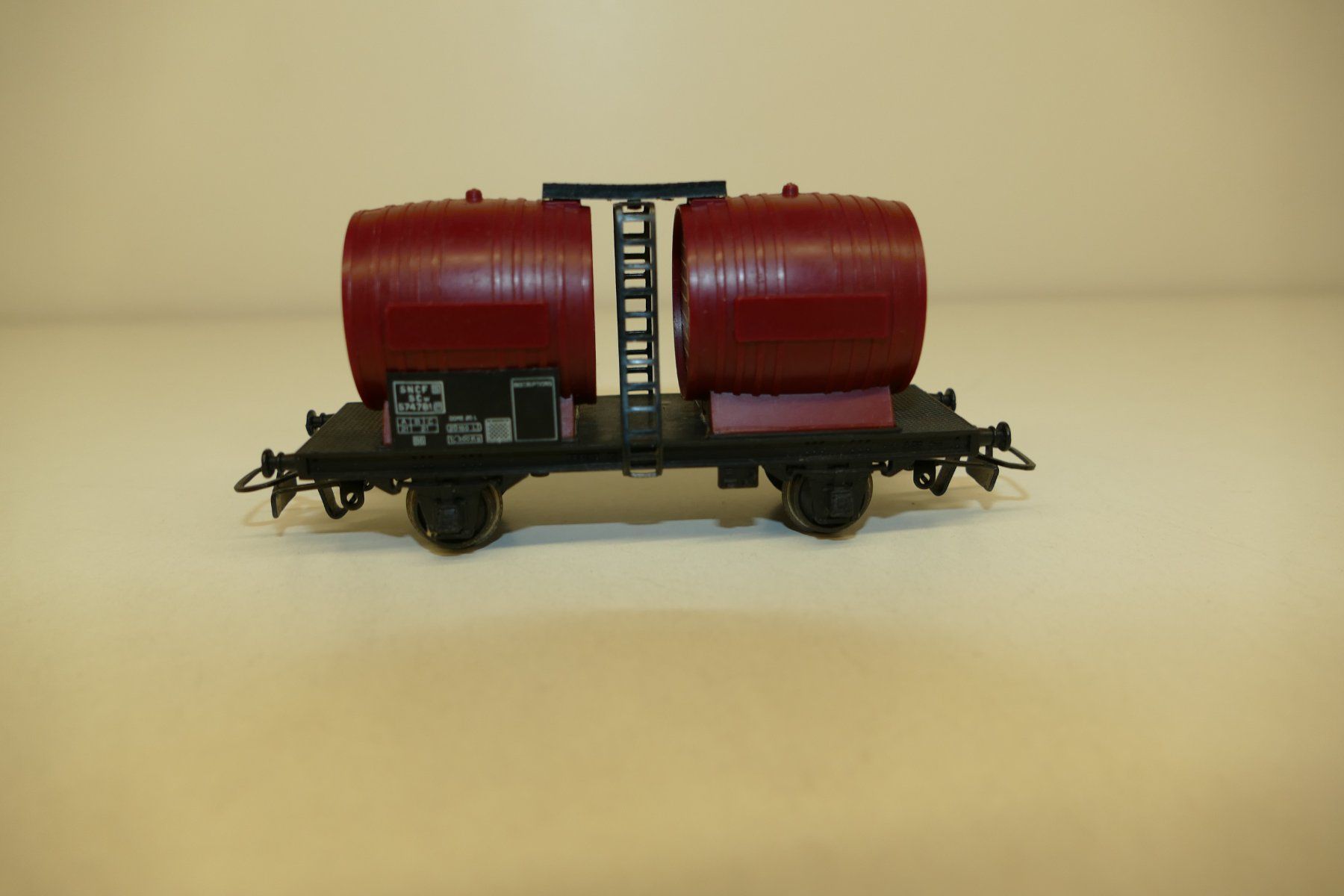 Jouef Modelleisenbahnen: Jouef H0: SNCF Weinwagen – Gebraucht aus Niederhasli von rail-duerst 2