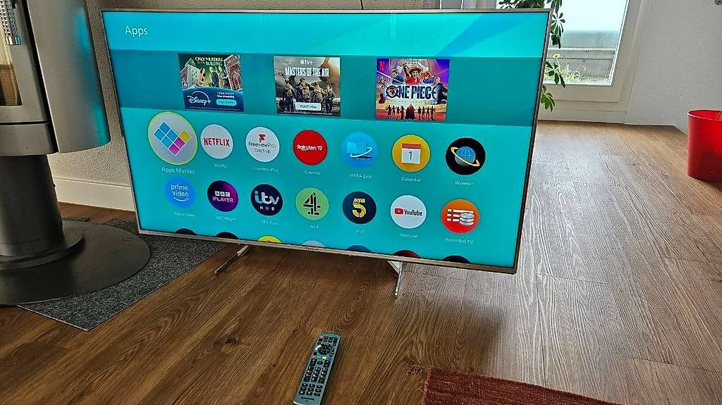 Panasonic Televisori: Panasonic Smart TV 50", 4K, LED  TX-50EX700B – Usato da Reinach BL venduto da aur_5vtn