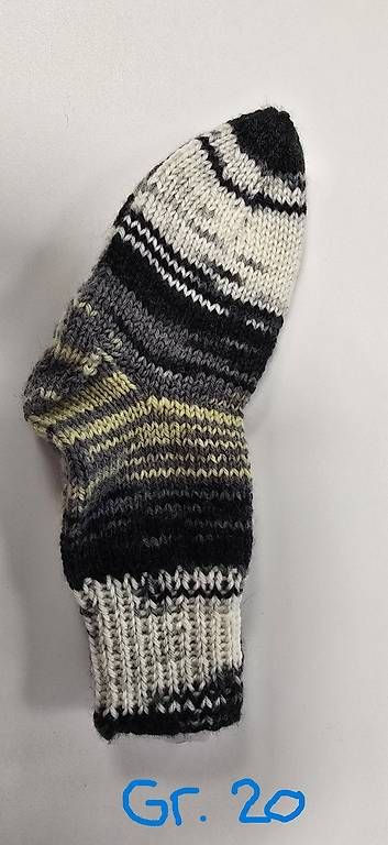 Calze: Diverse Wollsocken – Usato da Wigoltingen venduto da lumpich 3