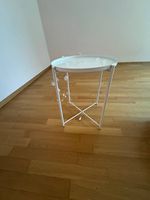Beistelltisch aus Metall in weiss