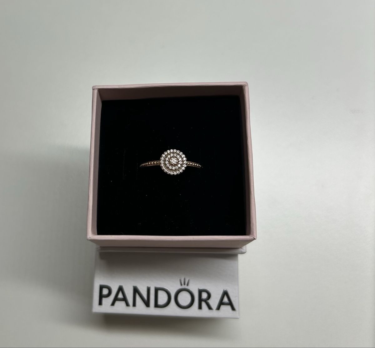 Pandora Anelli: Pandora Ring Gr. 50 – Nuovo (secondo la descrizione) da Uzwil venduto da Tina_5832