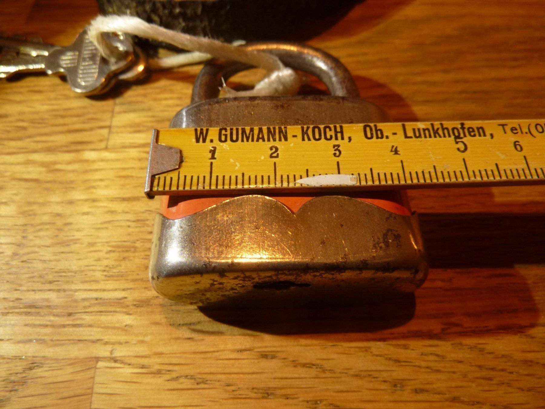 Lucchetti: Bogenschloss antik VOLM 45 mm Germ. – Usato da Hochfelden venduto da swissice 3