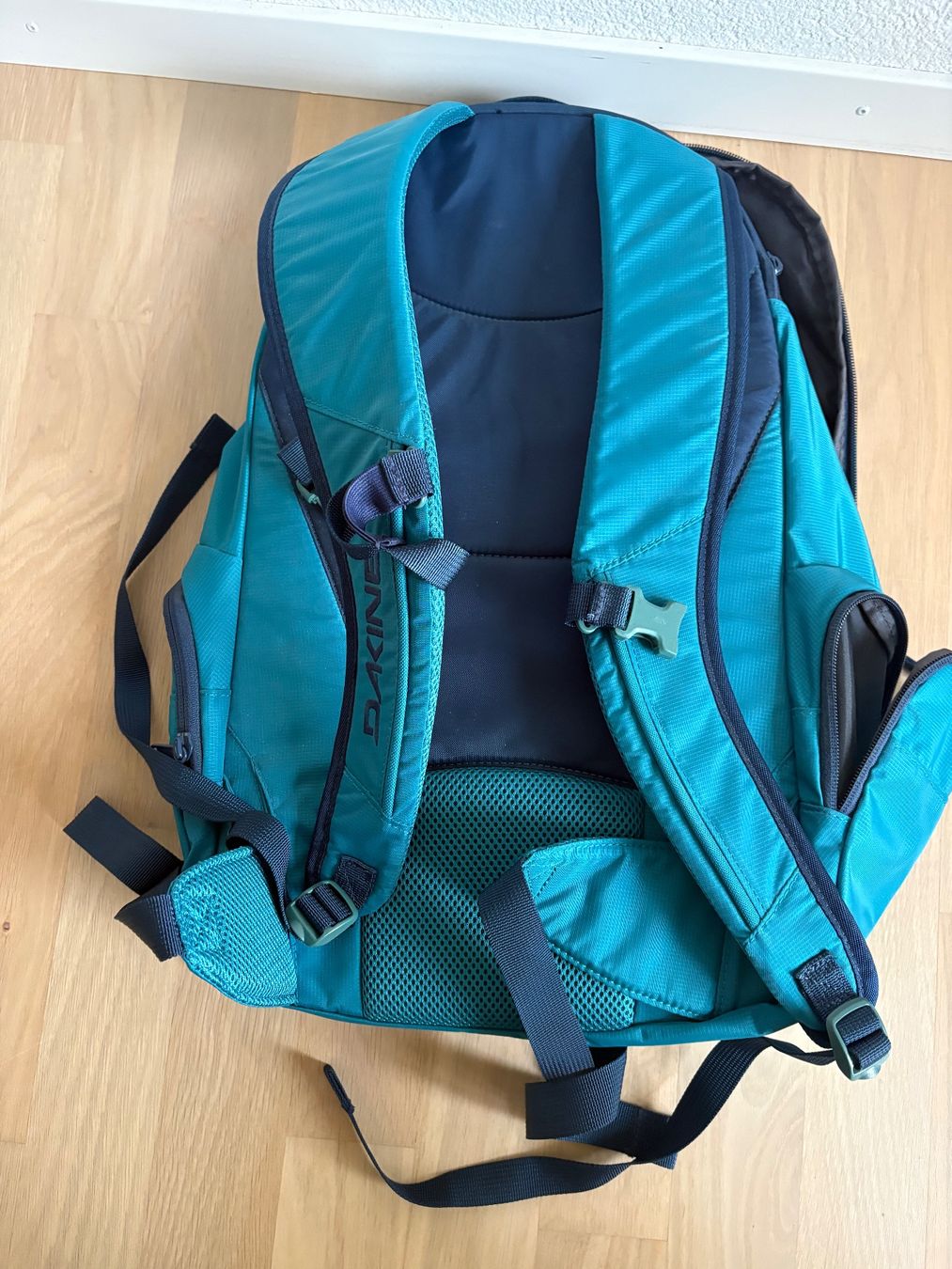 Dakine Sacs à dos: Sac à dos Dakine bleu neuf – Neuf avec emballage d'origine à Marly par sehlin 3