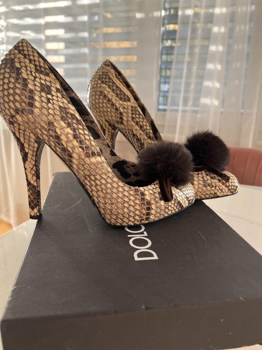 Dolce & Gabbana Scarpe da donna: D&G Dolce&Gabbana Pumps Python Print Gr. 38,5 Pelz Bommel – Usato da Dietikon venduto da samtundseide 2