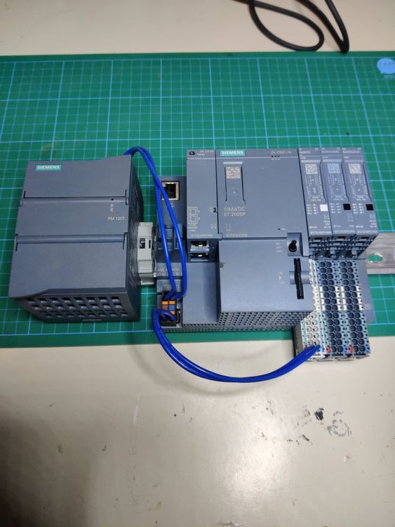 Siemens SPS Set ET 200SP CPU, PM, Eingänge (Gebraucht) in Beringen für ...