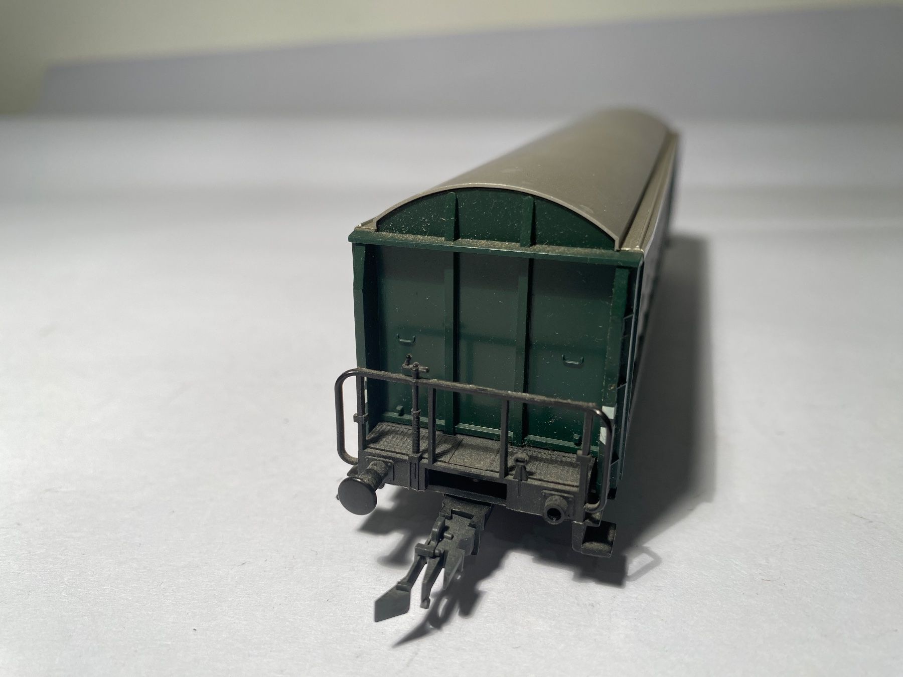 Fleischmann Modelleisenbahnen: FLEISCHMANN Geschlossener Güterwagen POST PTT, AC Achsen – Gebraucht aus Buchrain von Modellbahn11 3