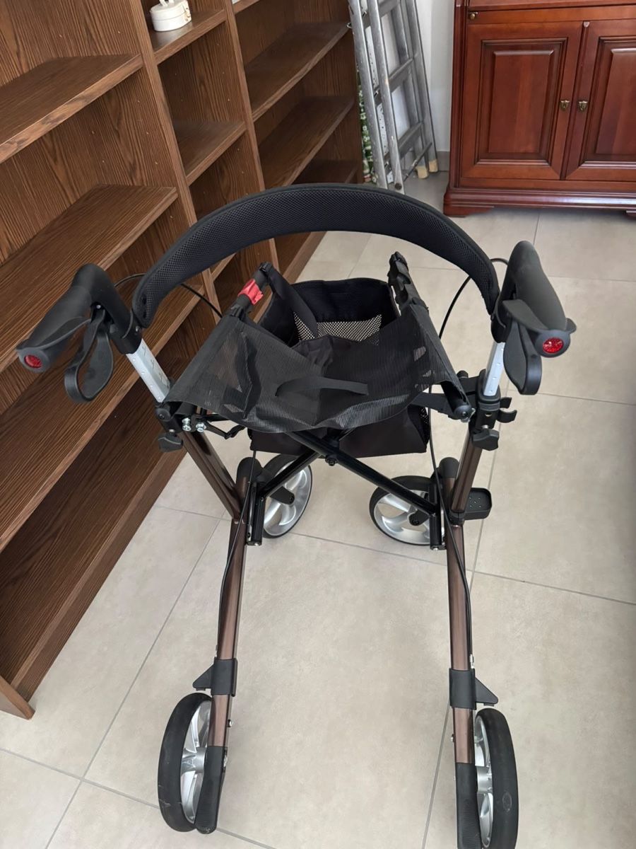 Ausili per la deambulazione: Déambulateur Rollator Mobilex City neuf – Nuovo (secondo la descrizione) da Yverdon-les-Bains venduto da graphicman64 2