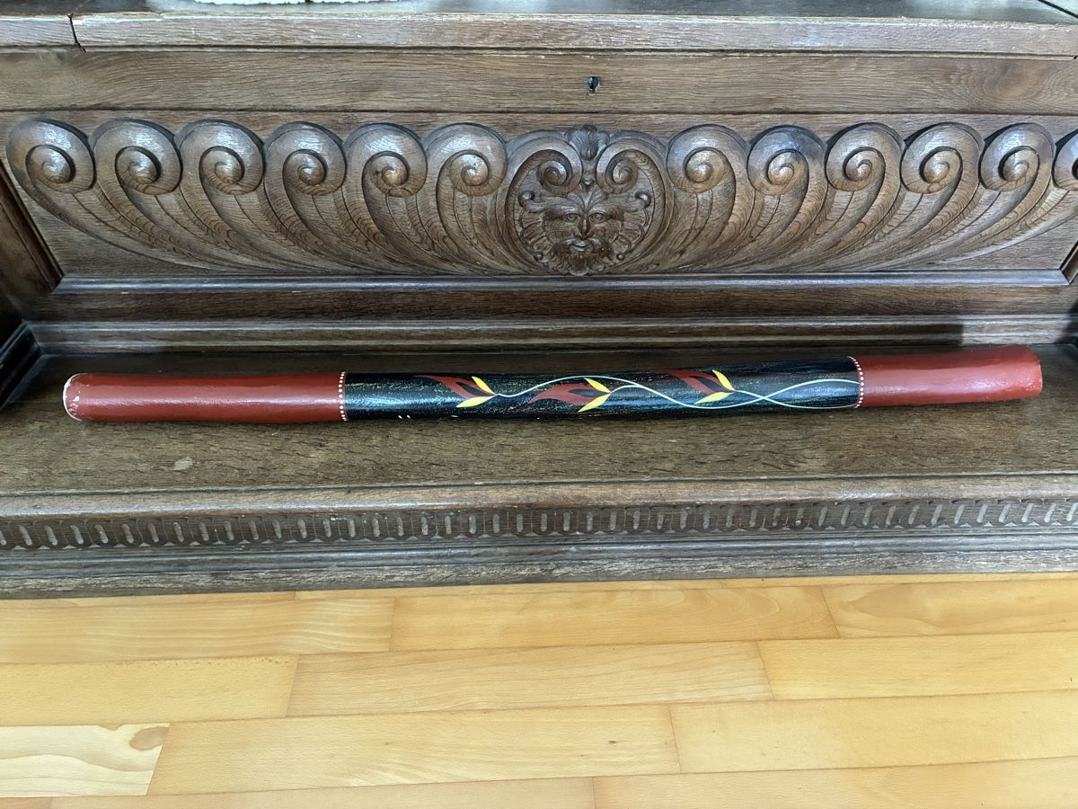 Strumenti musicali: Handbemaltes Didgeridoo – Usato da Uetikon am See venduto da marekka
