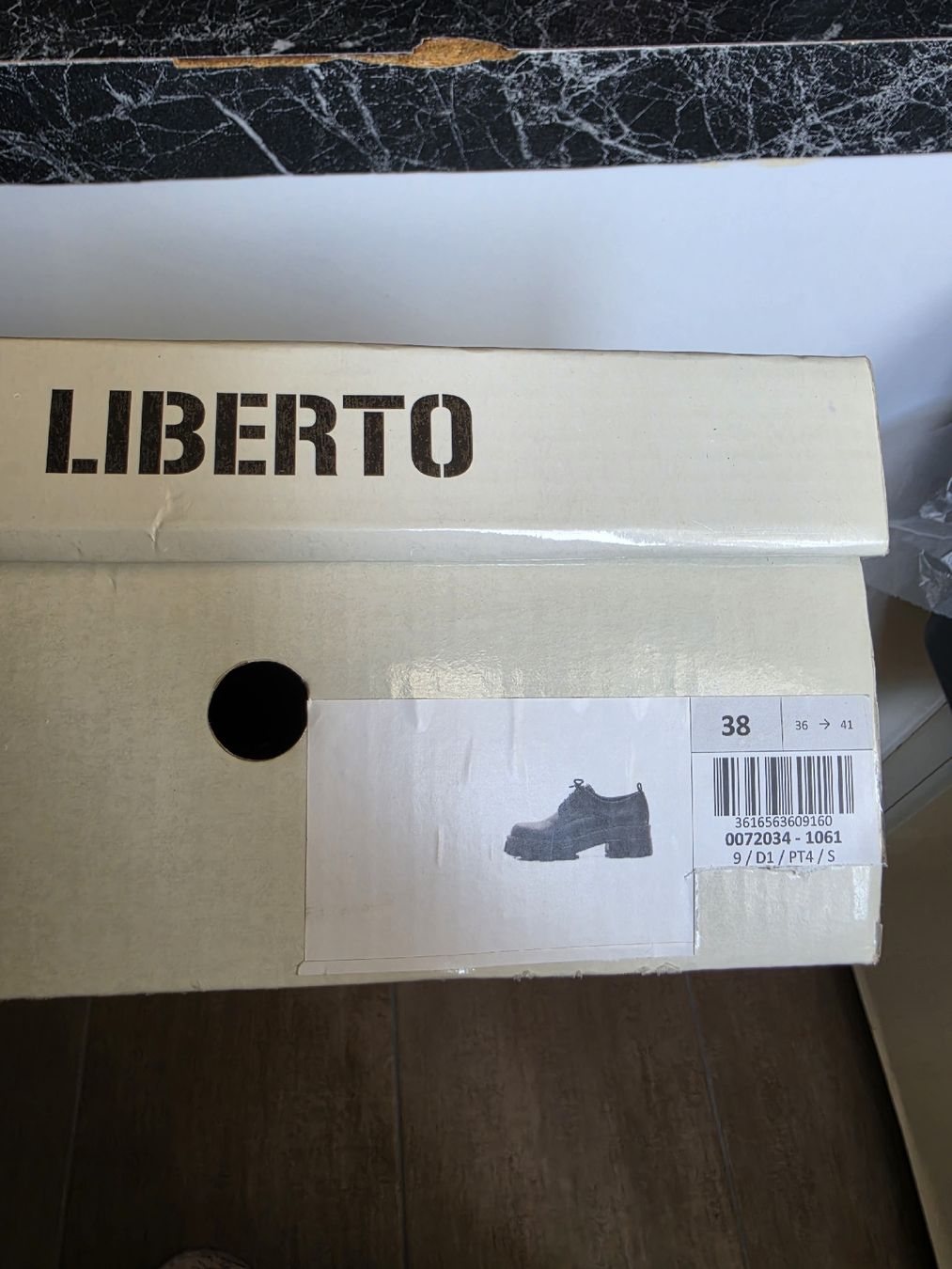 Scarpe da donna: chaussure femme – Nuovo e nell'imballaggio originale da Mézières.fr venduto da tia_ytl9 5