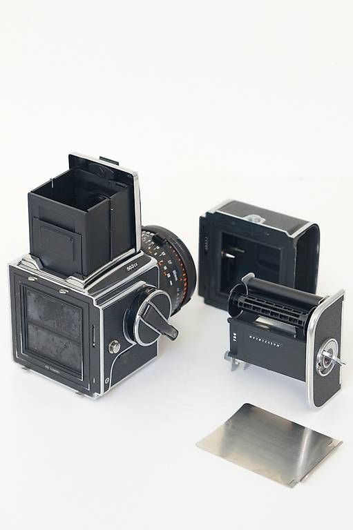 Hasselblad Kamera: Hasselblad 503CX | CF 80mm | A12 + A16 | OVP – Gebraucht aus Zürich von acezwei 4