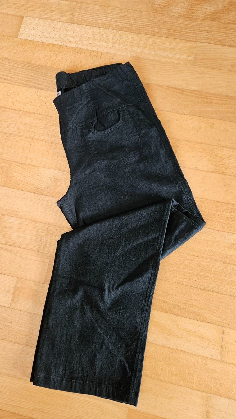 Pantaloni: Joggpants – Usato da Effretikon venduto da lmmmlmmm16 1