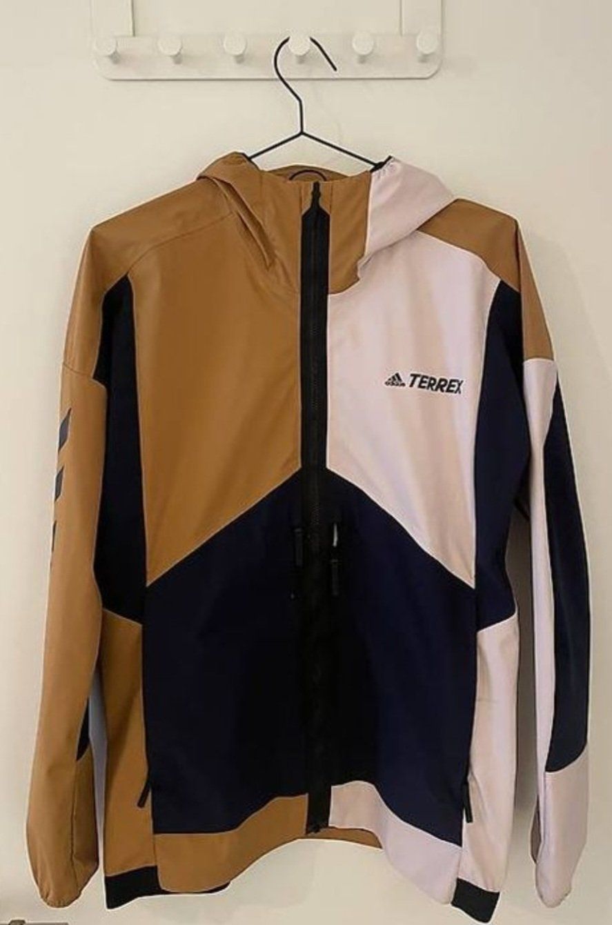 Completi, tute sportive e funzionali: AdidasTerrex - Jacke und Hose – Usato da Linthal venduto da Mhexli 1