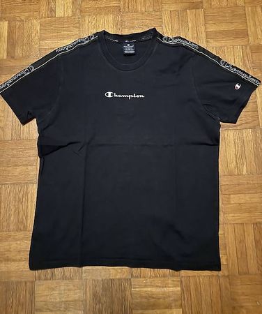 T-shirt champion