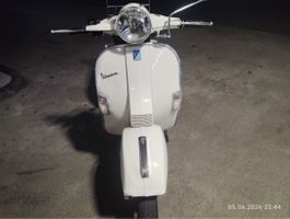 Vespa 125 px.Weiss ,Sommerfahrzeug