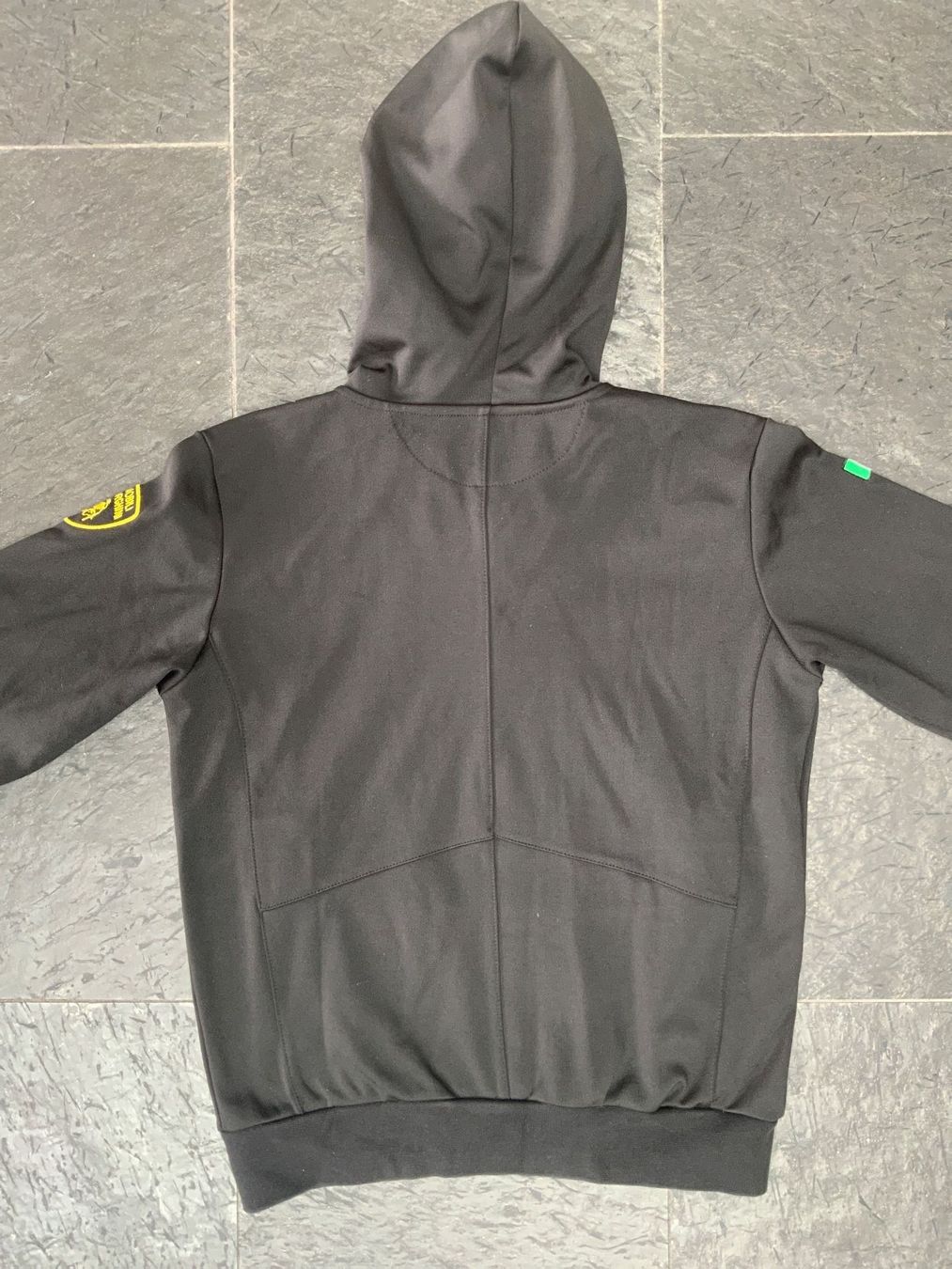 Pulls et sweat-shirts: Pullover, LAMBORGHINI, Knaben, 12Y, ORIGINAL & Super-COOL! – D'occasion à Stäfa par sylla73 7