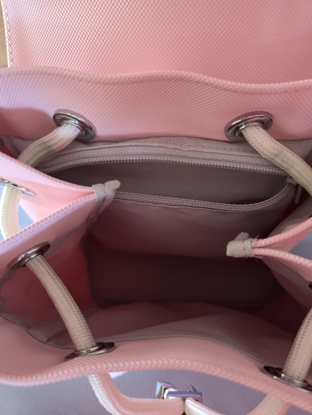 Lacoste Zaini: Lacoste Rucksack – Nuovo (secondo la descrizione) da Rickenbach Sulz venduto da Kodachrom 5