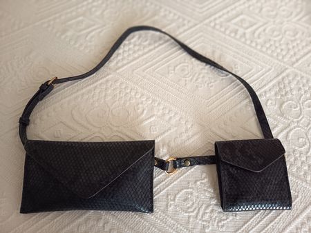 Belt Bag Textured with Two Pouches