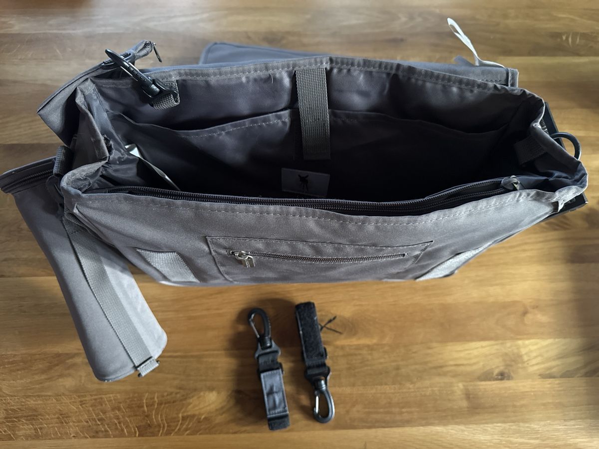 Borse: Neuwertige Babytasche – Nuovo (secondo la descrizione) da Frauenkappelen venduto da leola1973 2