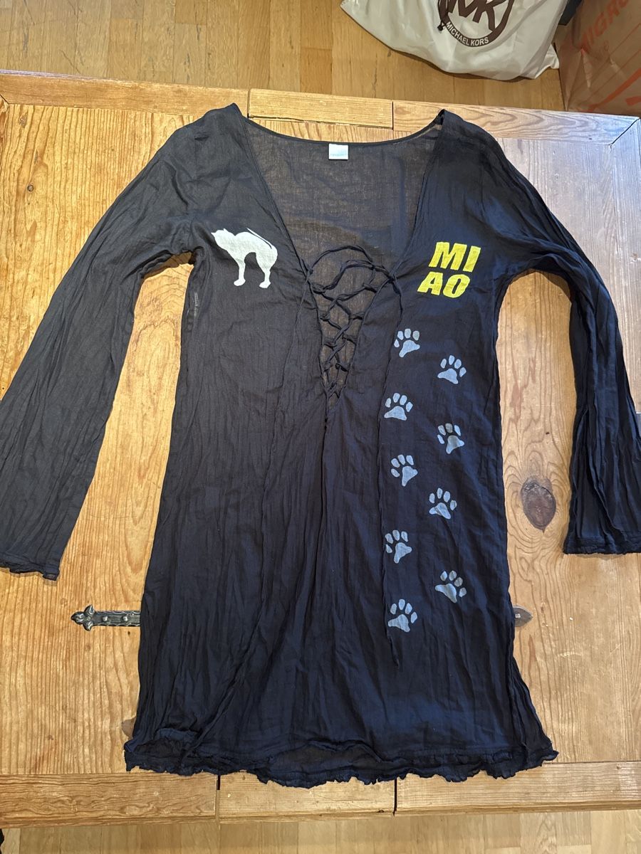 T-shirt: Offlimits Strandshirt/Kleid Gr. S – Usato da Mauren venduto da ducducturi