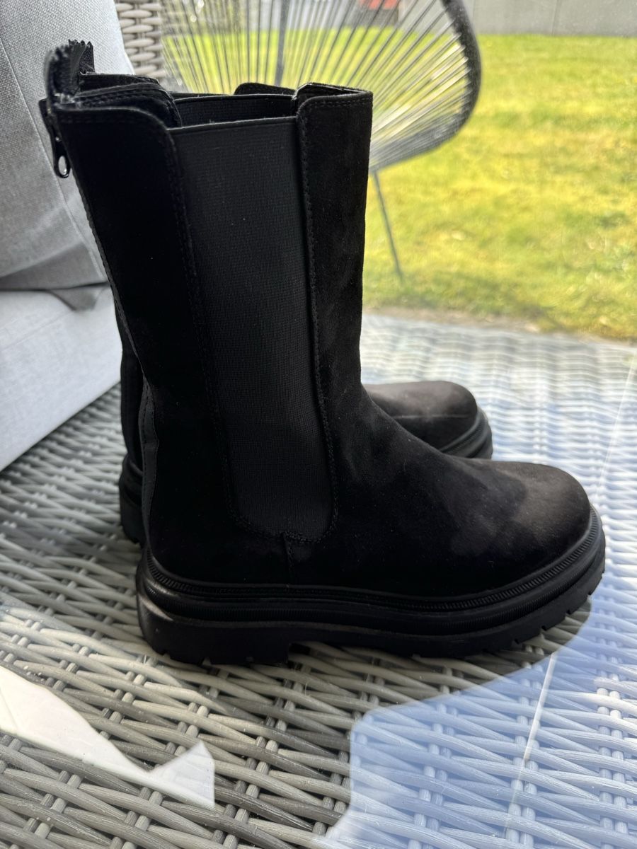 Dosenbach Damenschuhe: Schwarze Chelsea Boots Gr. 38 – Gebraucht aus Olten von bir_k96n 3