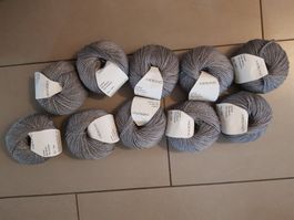 Merino Wolle 90% Merino 10% Polyester 10 Knäuel