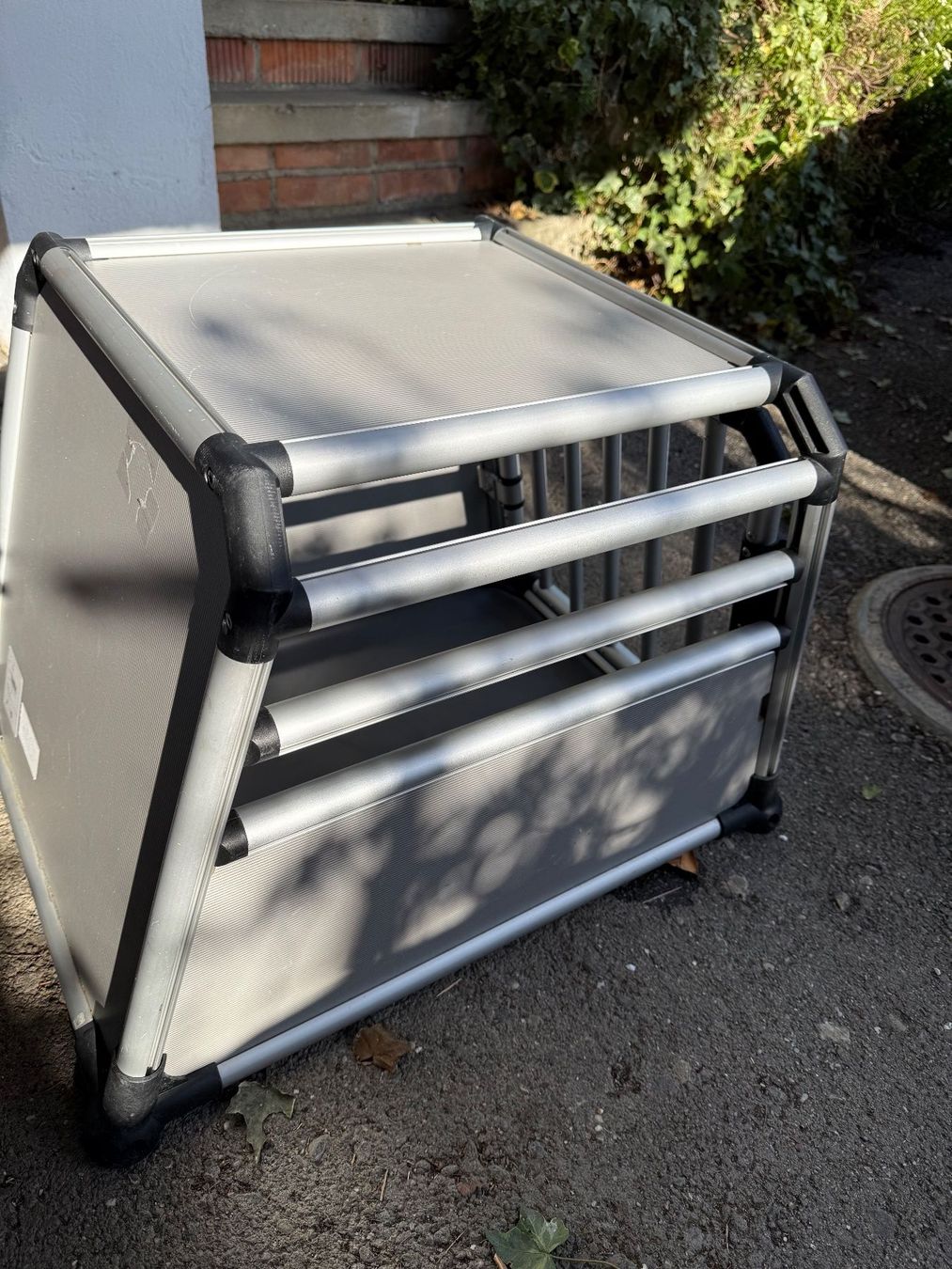 Gabbie, trasporto & Sicurezza: Hundebox Transportbox 4pets M – Usato da Zufikon venduto da ZM02 2