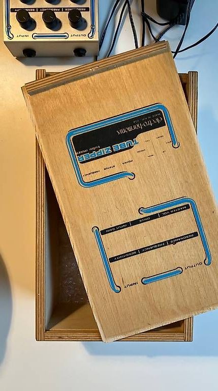 Electro-Harmonix Strumenti musicali: Electro-Harmonix Tube Zipper Envelope Filter – Usato da Luzern venduto da Madvibe 3