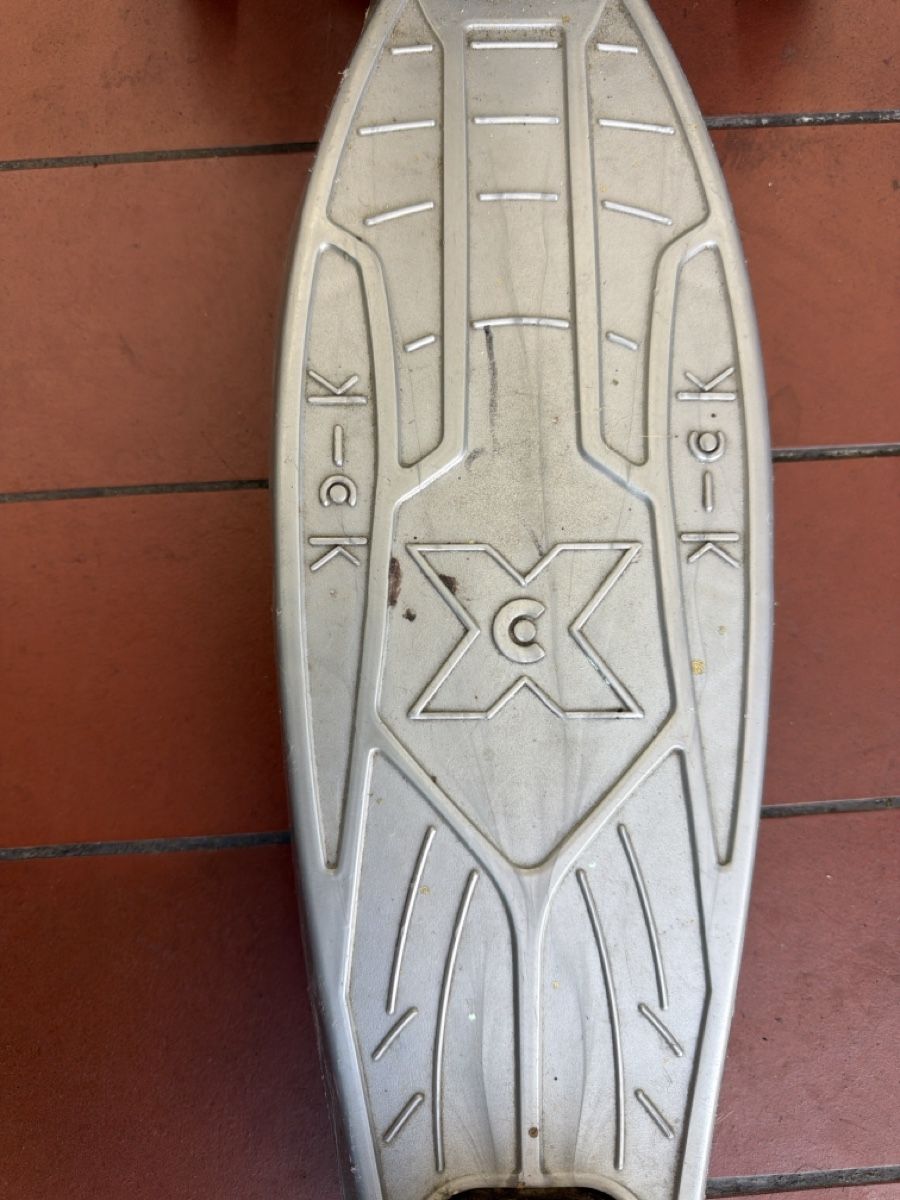 Micro Kickboard: Micro kickboard – D'occasion à Dübendorf par BAGAG 5