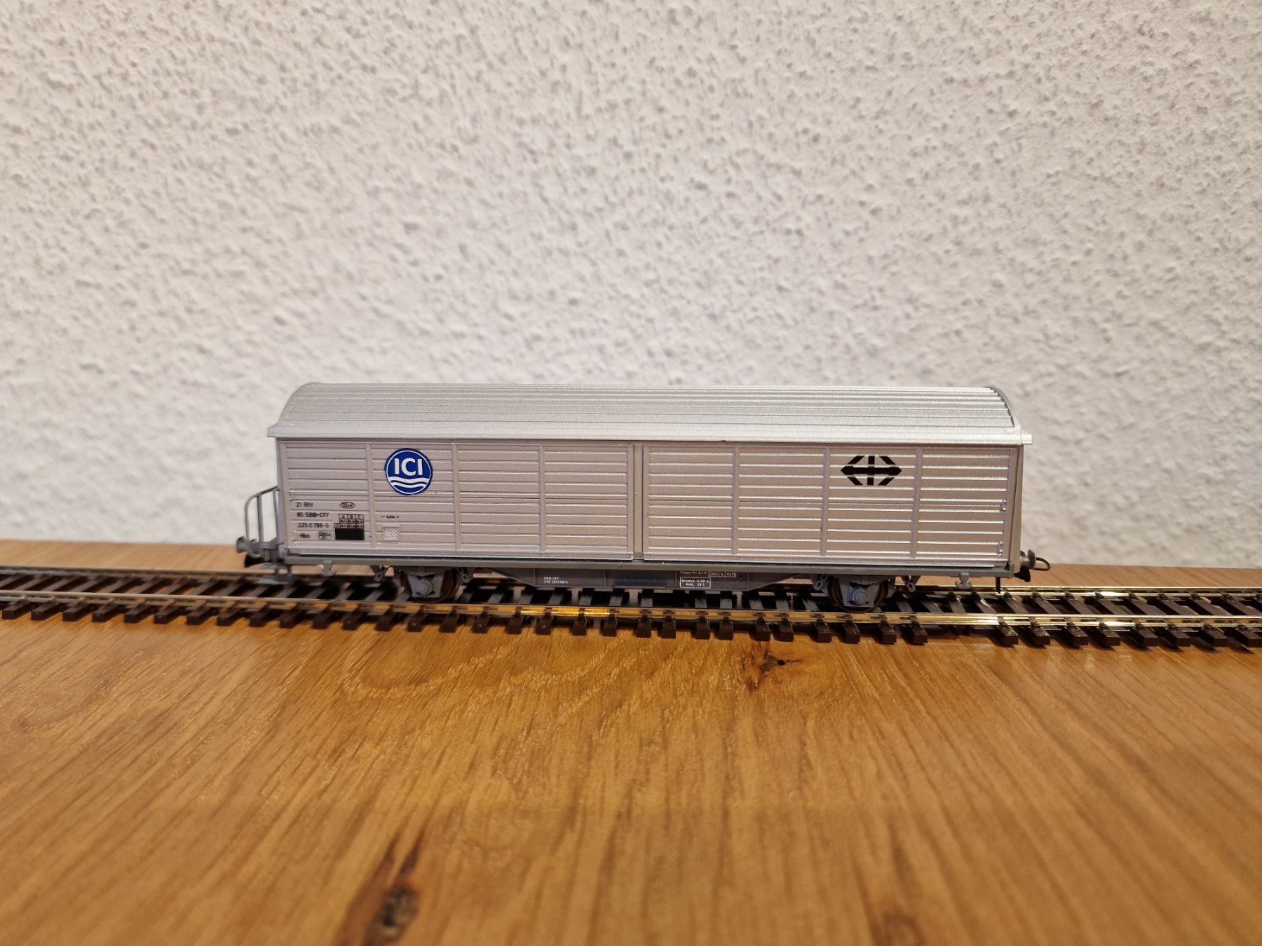 Roco Modellini di ferrovie: SBB Güterwagen H0 – Usato da Matten b. Interlaken venduto da lor_hr9w 1