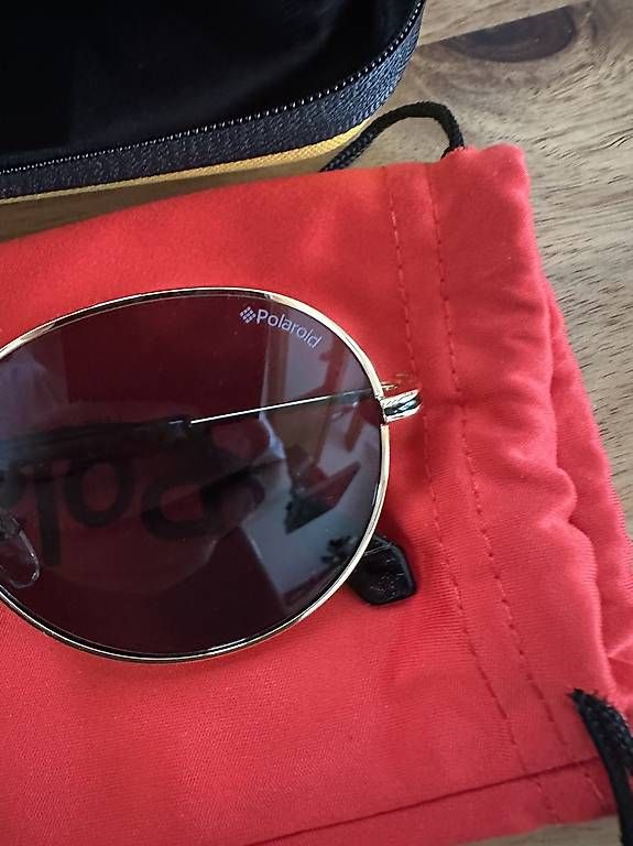 Brillen & Gläser: Sonnenbrille Polaroid – Neu und originalverpackt aus Arboldswil von mat_xyx5 1