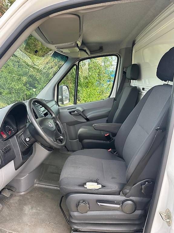 Veicoli commerciali: VW Crafter Koffer mit Hebebühne – Usato da Kreuzlingen venduto da hei_7v9y 2