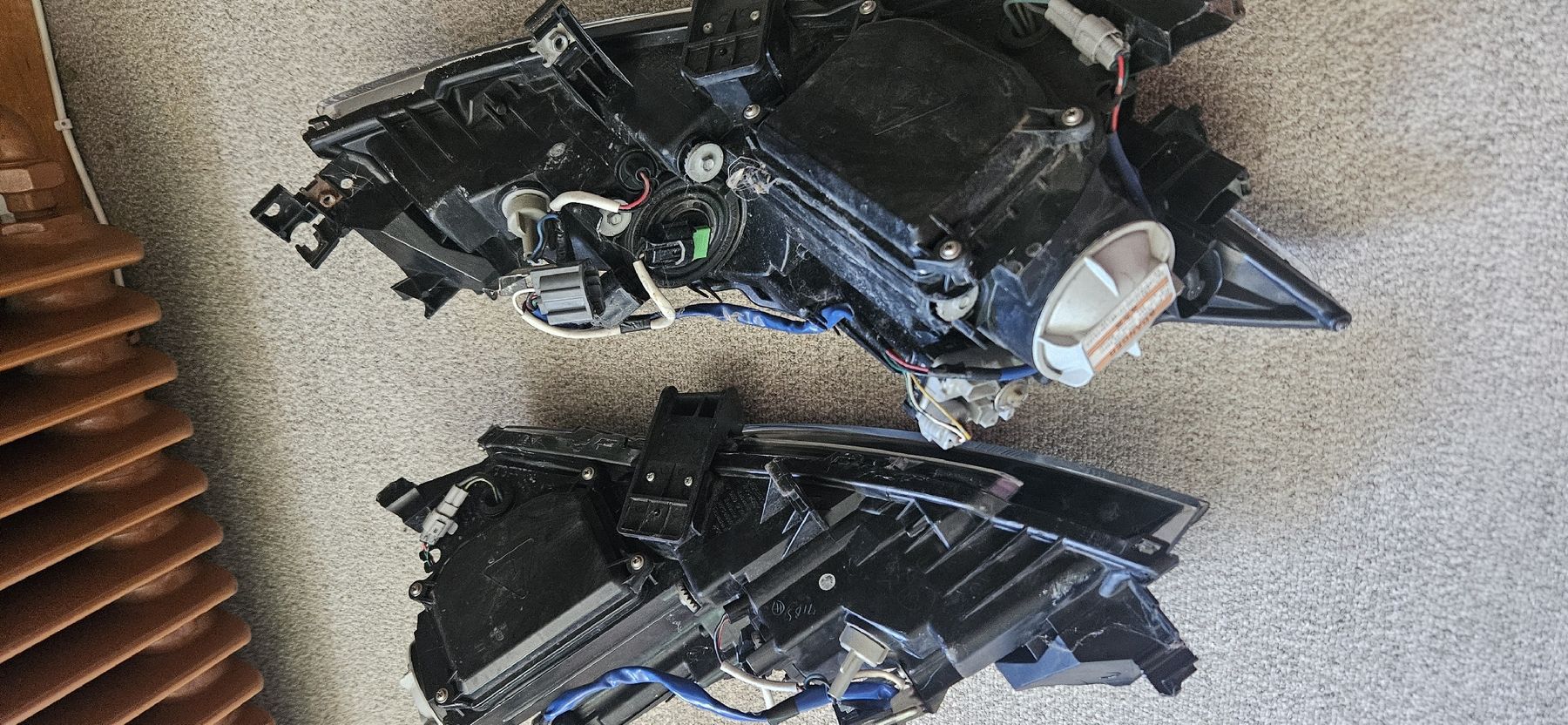 Fari: mazda 6 2,5l sport xenon  – Usato da St.Gallen venduto da Msorra8 5
