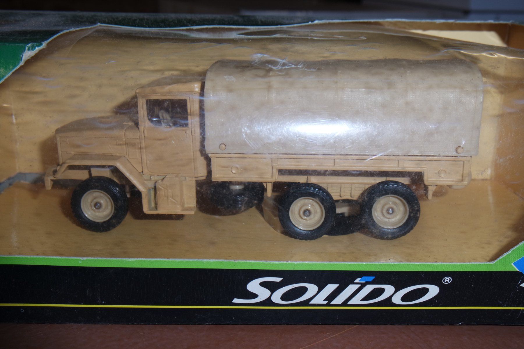 Kit di modellismo & Modellini statici: CAMION MILITAIRE SOLIDO     1/43e – Usato da Avenches venduto da WEBHobby 1