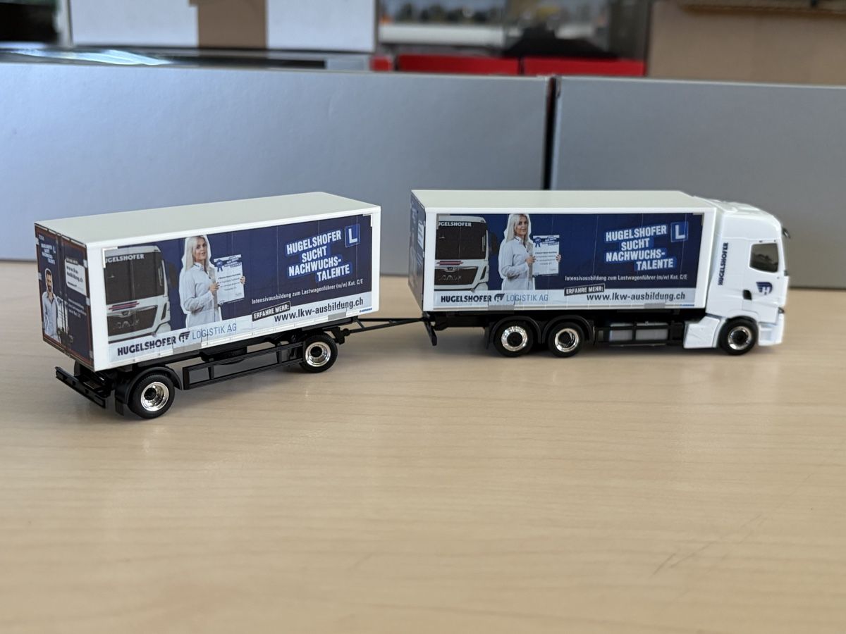 Herpa Modellautos: Renault T Hugelshofer Fahrschule – Neu und originalverpackt aus Felben-Wellhausen von Mobil01 1