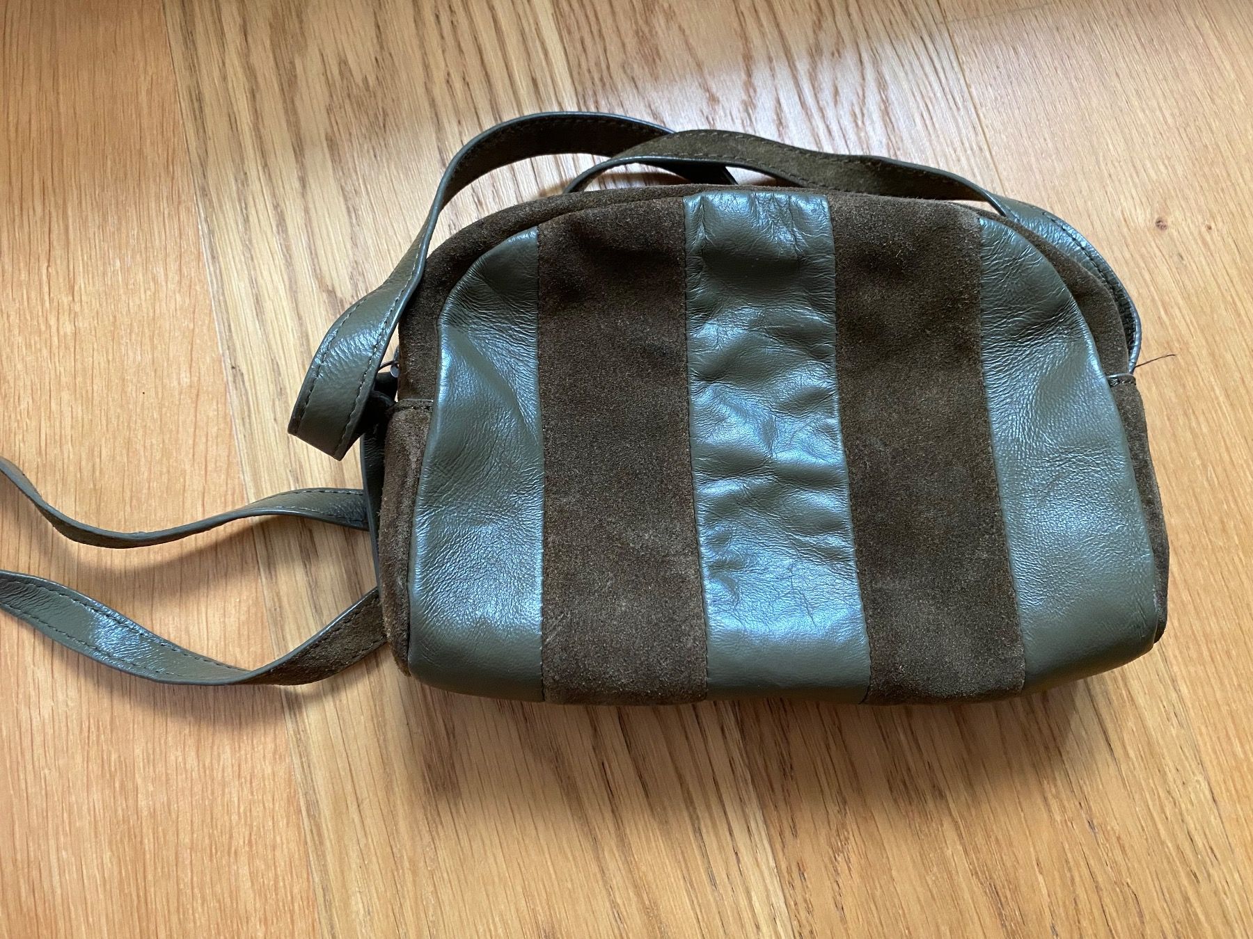 Pieces Borse da donna: Kleine Handtasche – Usato da Küssnacht am Rigi venduto da Wir-3 2
