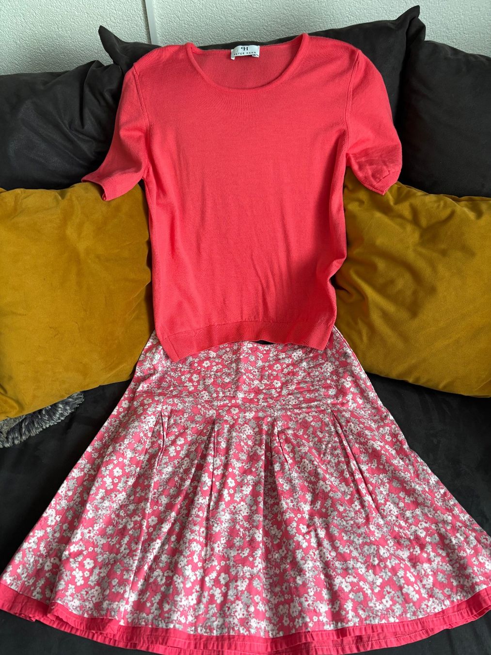 Lotti di vestiti: ZERO Jupe und Peter Hahn Pullover neuwertig – Nuovo (secondo la descrizione) da Merishausen venduto da yourdream