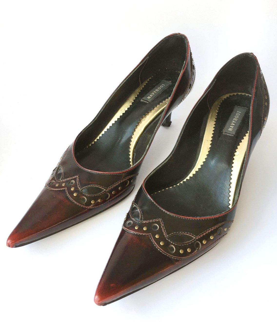 Navyboot Chaussures femmes: Navyboot Pumps dunkelrot Grösse 36 – D'occasion à Stallikon par berg118