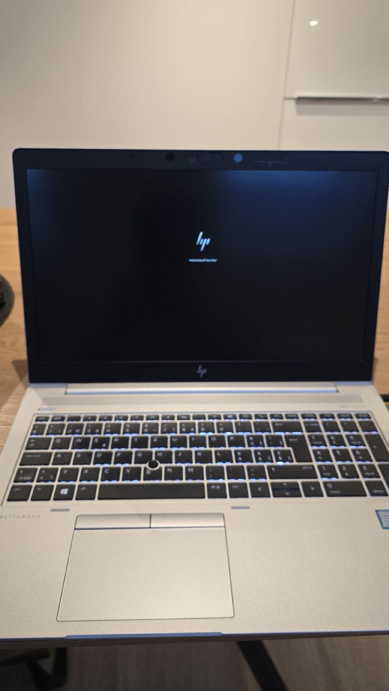 Hewlett Packard Notebook: HP Elitebook 850 G5  – Usato da Emmenbrücke venduto da hoa_sw7m 6