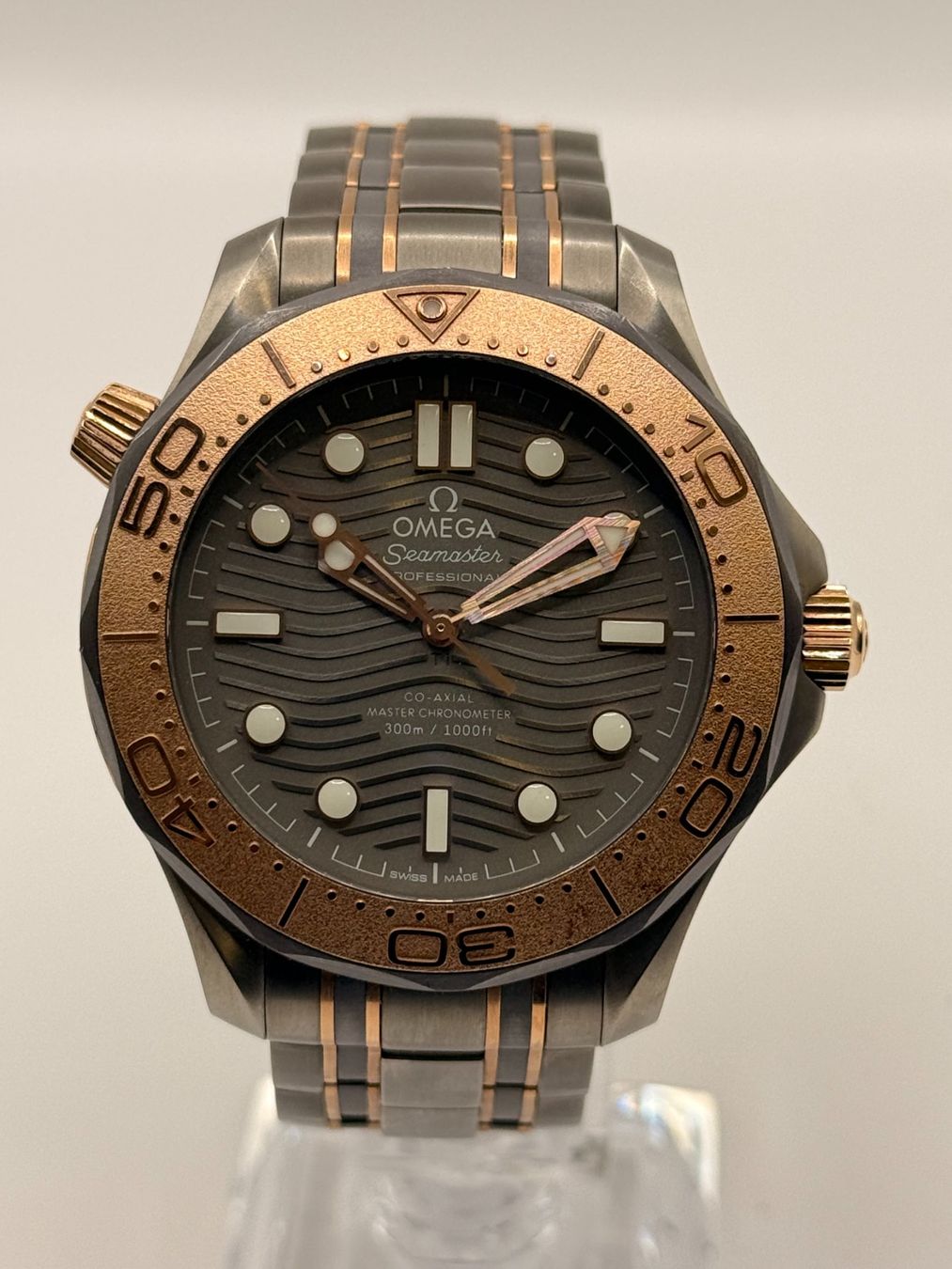 Omega Orologi: Omega Seamaster Diver 300M Titanium Bronze Gold – Usato da Bottens venduto da Evergold.ch