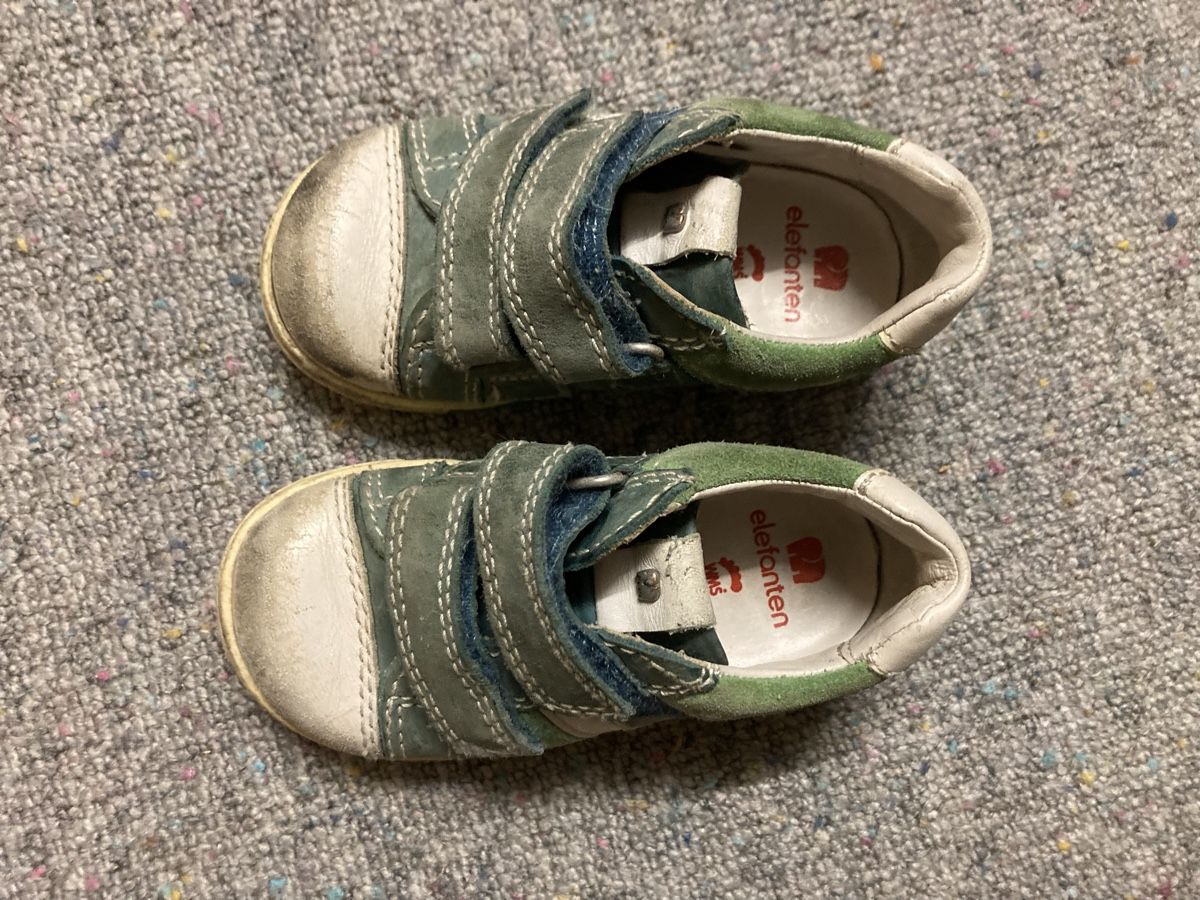 Elefanten Schuhe für Jungen: Elefanten-Kinderschuhe Gr. 21, gebraucht – Gebraucht aus Gachnang von elvira007