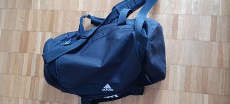 Adidas Sporttasche mit Schuhfach