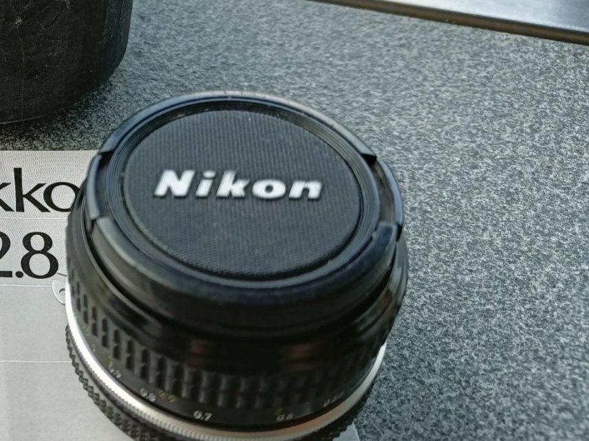 Nikon Objectifs: Nikon Objektiv Nikkor 50mm – D'occasion à Reitnau par oliviaorphelia