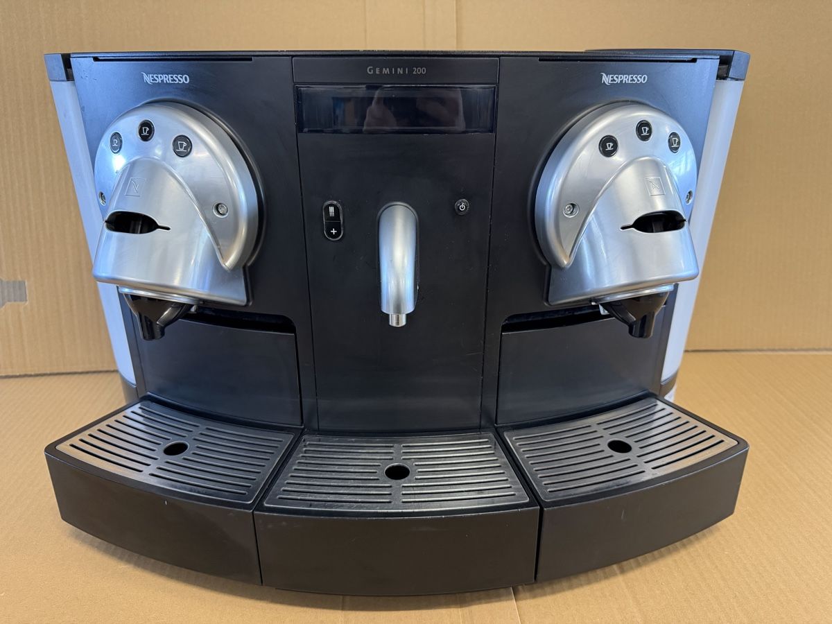 Nespresso Macchine per caffè & Macchine per espresso: Gemini CS 200 – Usato da Seltisberg venduto da sor_dt72 1