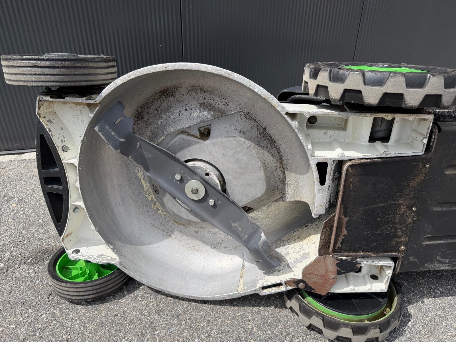 Tondeuses à gazon: Etesia Rasenmäher PRO 53 LKX – D'occasion à DomatEms par ZimmermannAG7013 2