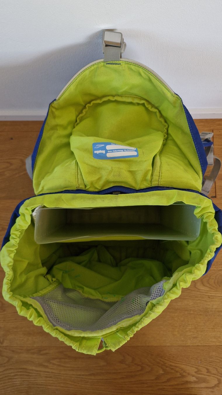 Ergobag Sacs à dos: Schulrucksack (Schülerthek) mit Turnrucksack und Etui – D'occasion à St. Gallen par Haggenblitz 2